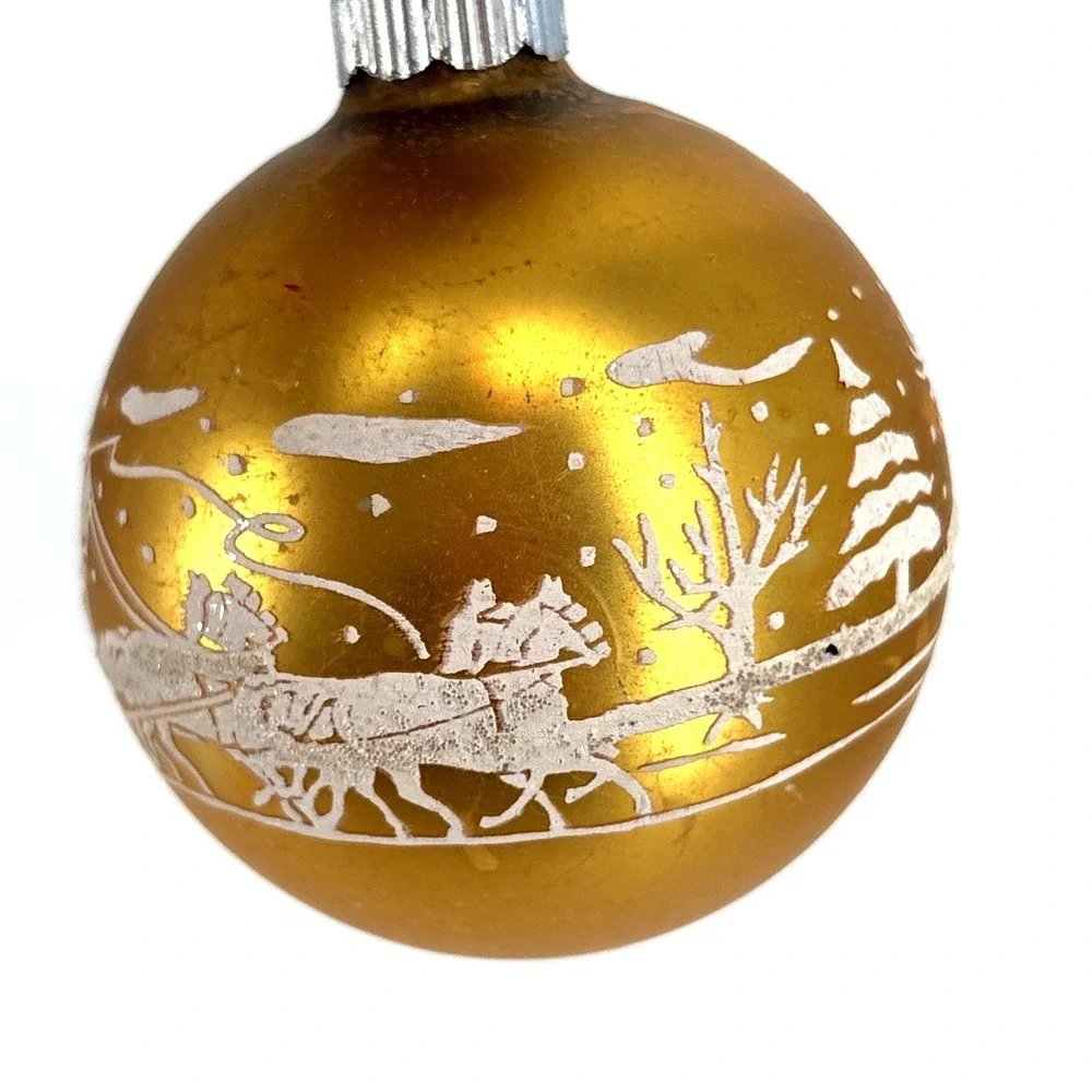 Vtg‎ Mercury Glass Horse Drawn Carriage Stencil Ornament Shiny Brite Gold